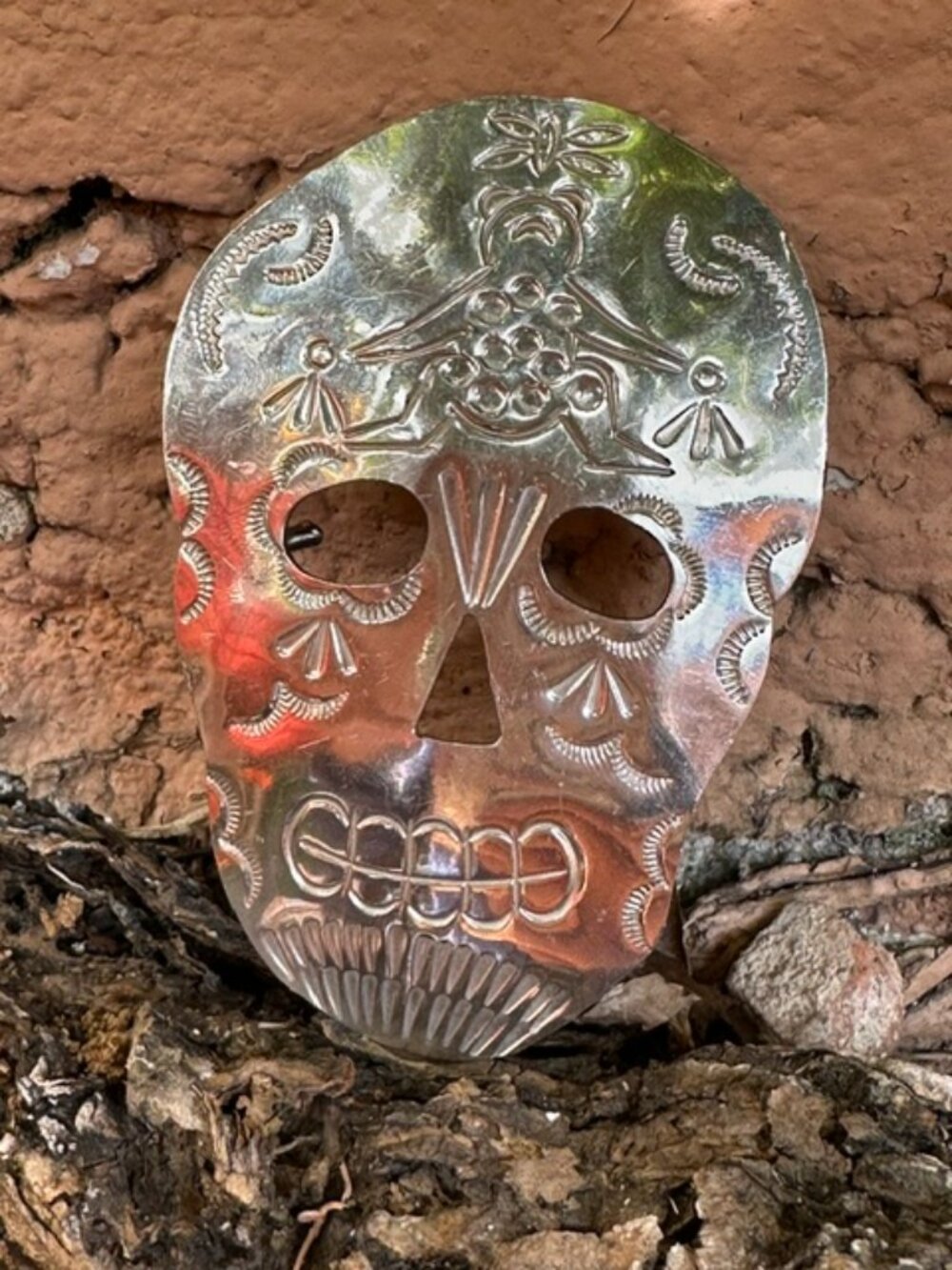 Day of Dead Folk Art Skull Belt Buckle - Metal Tone Belt Buckle w Skeleton Mask